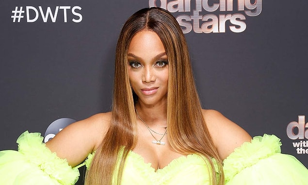3. Dünyanın en ünlü modellerinden Tyra Banks tek bir şarkı çıkardı.