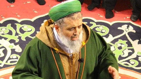 İstismarcı Şeyhin Müritleri Mağdur Çocuk ve Ailesine Saldırdı: 'Sizi Burada Yaşatmayacağız'