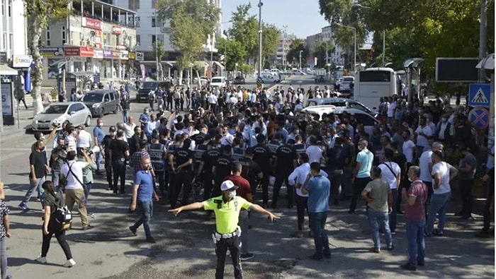 Adıyaman'da 'Yetki Belgesi'ne Karşı Protesto Düzenleyen 10 Tütün Üreticisi Tutuklandı