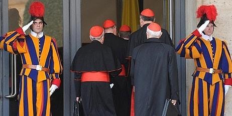 17 Milyon Liralık Vurgun: Kardinal Kılığında Dolandırıcılık Yapan Çeteyi, Rahip Kılığındaki Polisler Yakaladı