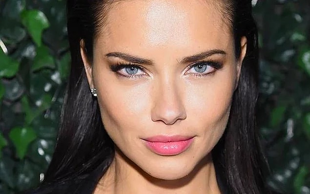 Aranızda dünyaca ünlü model Adriana Lima’yı tanımayan yoktur.