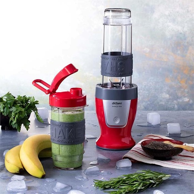 3. Yazın en sevilen aktivitelerinden birisi bol bol smoothie yapmak değil de ne?