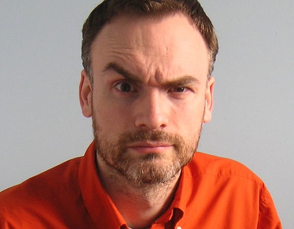 9. 24% людей могут поднять одну бровь, но вы тоже можете этому научиться