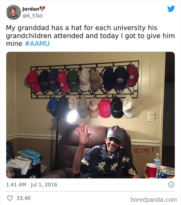 10. У моего дедушки есть кепки из каждого университета, который посещали его внуки. И сегодня я дал ему свою