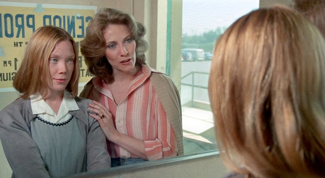 10. Carrie (1976)