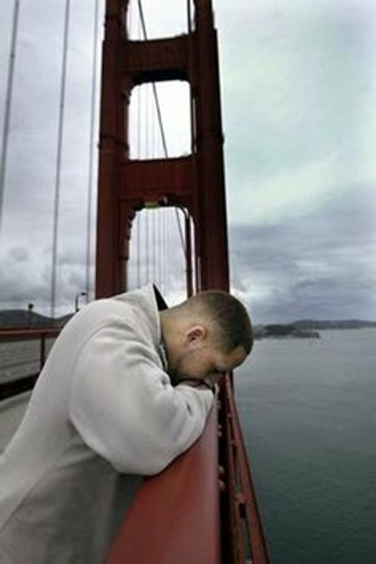 Kevin Intihar İntihar Köprüsü Olan Golden Gate'den Atladıktan Sonra Mucizevi Şekilde ...