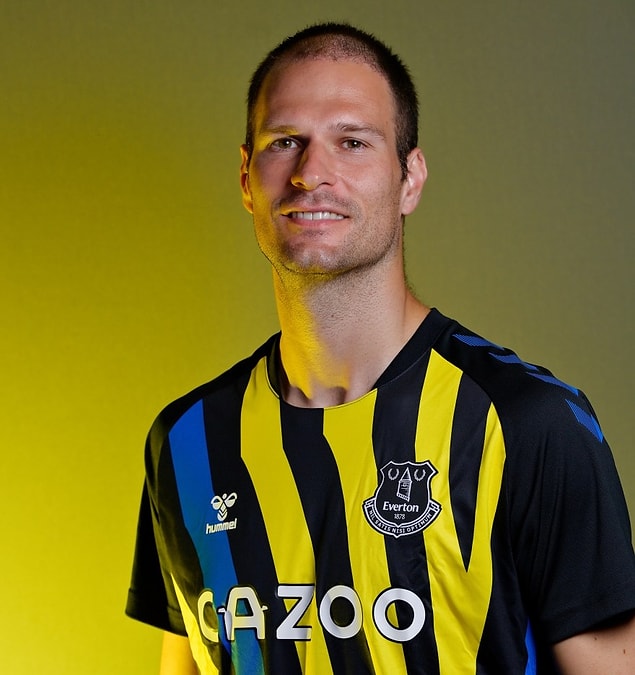 106. Asmir Begovic