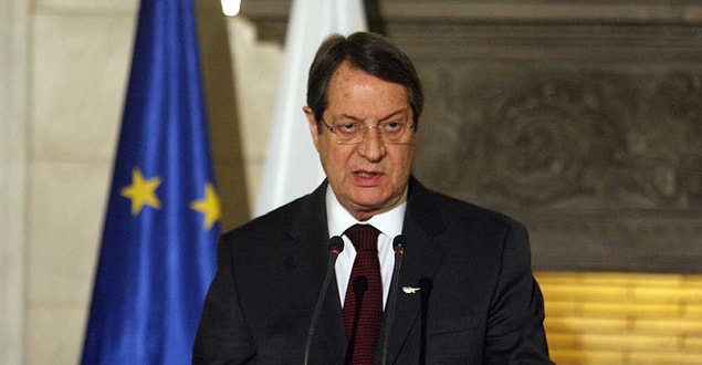 Anastasiadis Atina yolcusu