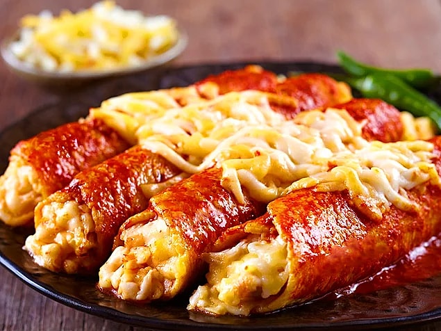 1. Peynirli Tavuklu Enchilada: