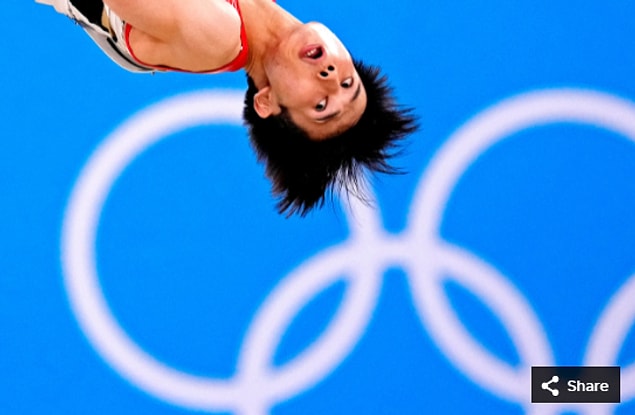 29. 24 Temmuz 2021'de Kazuma Kaya (JPN), Ariake Jimnastik Merkezi'ndeki Tokyo 2020 Olimpiyat Oyunları sırasında Erkekler Jimnastik yeterlilik yarışmasında.