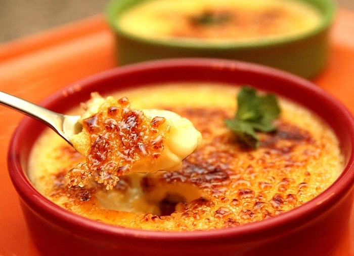 Creme Brulee Nasıl Yapılır? 27 Temmuz MasterChef 2021 Creme Brulee (Krem Brüle) Tarifi ve Malzemeleri