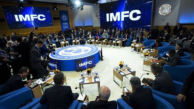 IMF: "En büyük etken aşıya erişim"