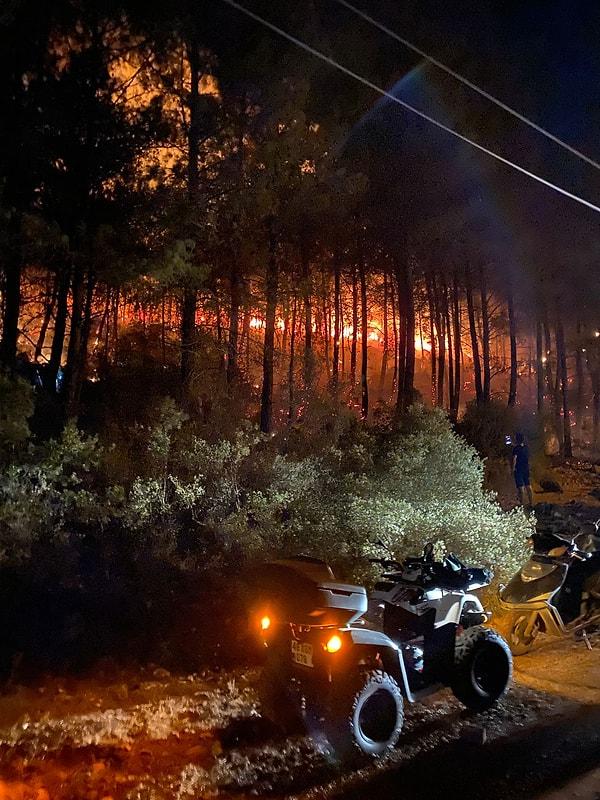 Ölüdeniz Mahallesi Ocakköy mevkisindeki ormanlık alanda henüz belirlenemeyen nedenle yangın başladı.