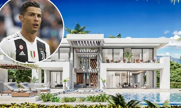 9. Cristiano Ronaldo