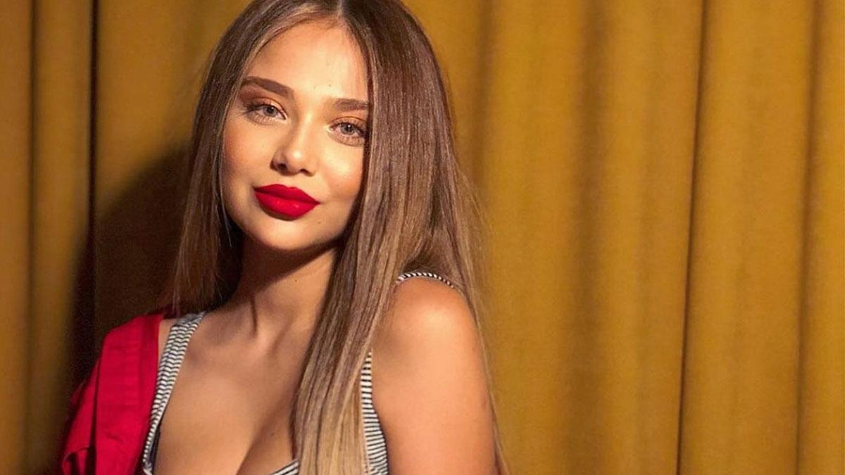 Onu bu kadar ünlü yapan şey ise sosyal medya hesaplarından yaptığı ilginç p...