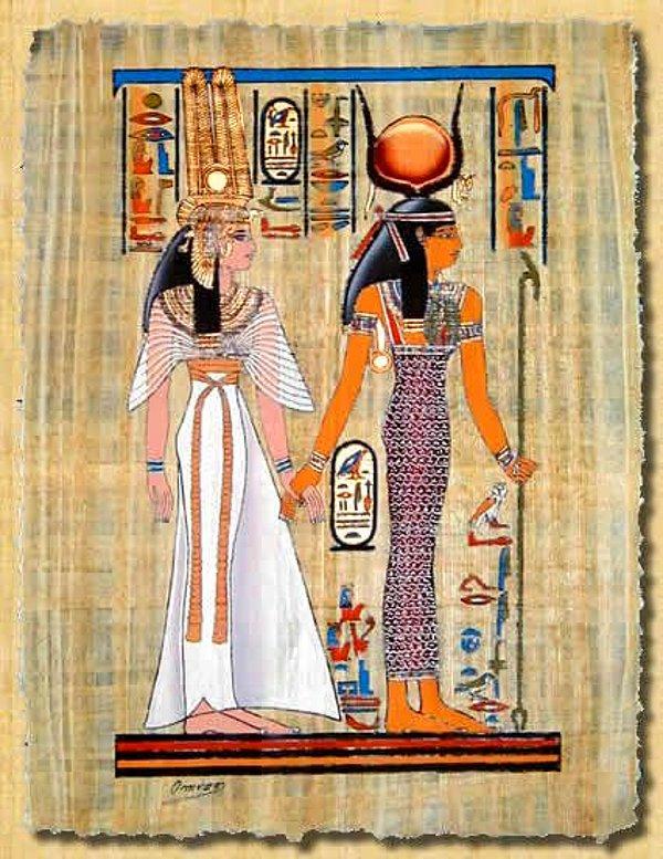 12. Kleopatra şık ve ince detaylı kıyafetleri ve ihtişamlı girişleri ile tanınırdı.
