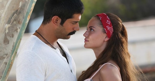 Aşk Sana Benzer Filmi Oyuncuları Kimlerdir?