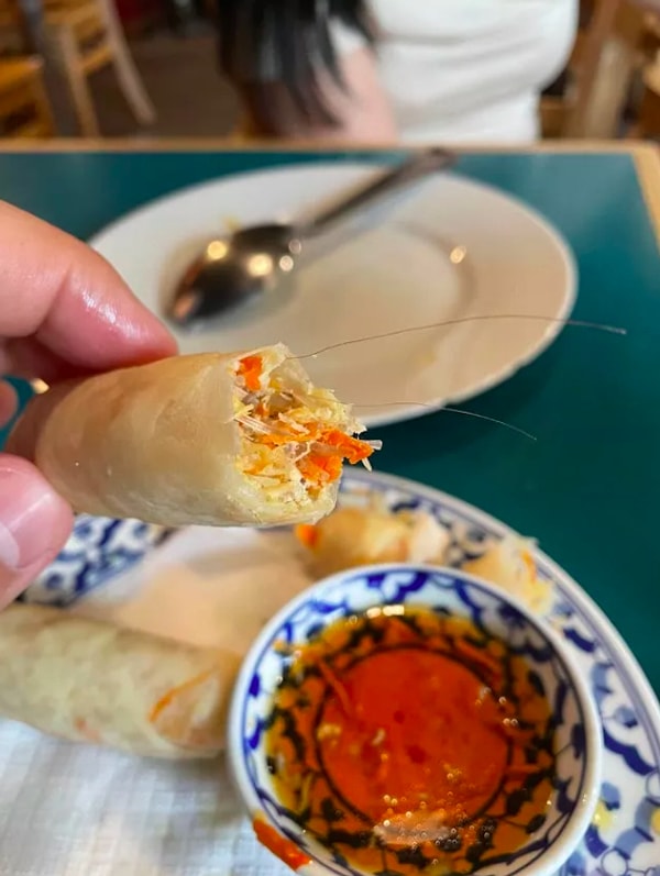 6. «Моя еда, от которой я откусил и съел половину».