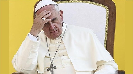 Papa'ya İçince 3 Kurşun Bulunan Mektup Gönderildi