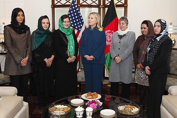 Taliban'ın tüm bu çağ dışı yaptırımları uluslararası boyutlarda büyük tepki çekti. 2006'da yapılan Londra konferansında Afgan kadınların hakları için bir Afganistan Anlaşması imzalandı.