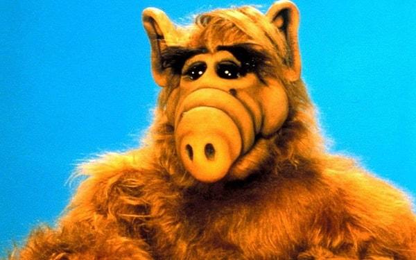 8. Alf (1986-1990) IMDB: 7.4