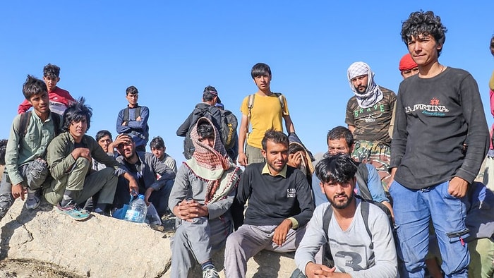 Afgan Göçmenler Türkiye’de Nasıl Haberleşiyor?