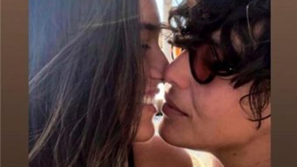 Senem Kuyucuoğlu'dan Kadın Sevgilisine Aşk Dolu Sözler!