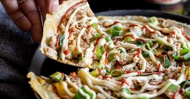 10. Son olarak pizzanın üzerine ne dökersin?