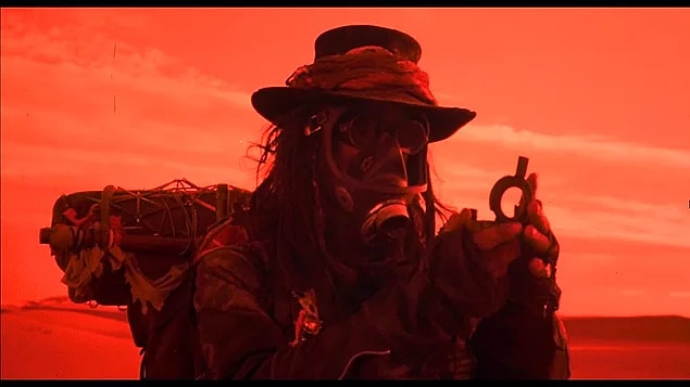 4. Hardware (1990)