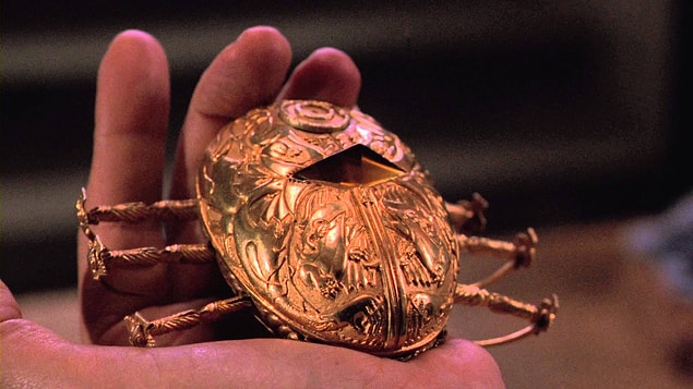 18. Cronos (1993)