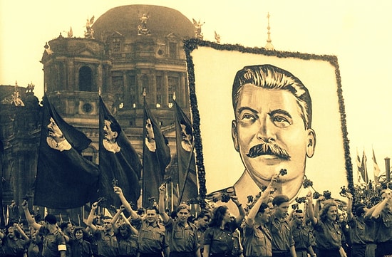 Josef Stalin'in En Meşhur Sözleri... Stalin'in Çok Konuşulan Özlü Sözleri...