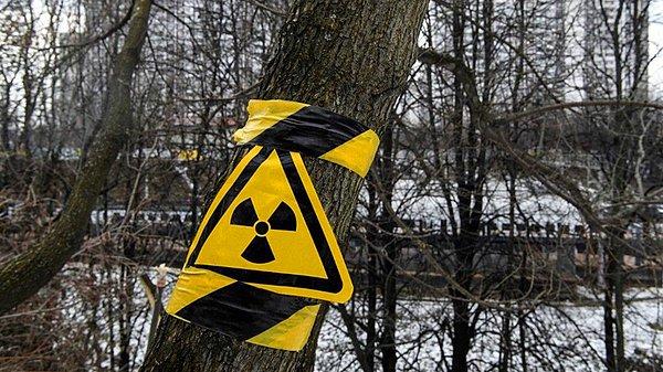 İnsanlı yolculuklara tehlike arz eden iki ana parçacık radyasyonu türü bulunuyor...
