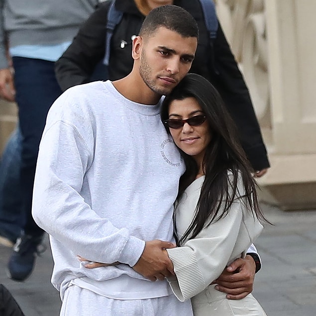 Scott Disick bu aşk pozlarından rahatsız olduğunu dile getirirken, konuya Kardashian'ın eski sevgilisi Younes Bendjima'yı da dahil etmek istedi.
