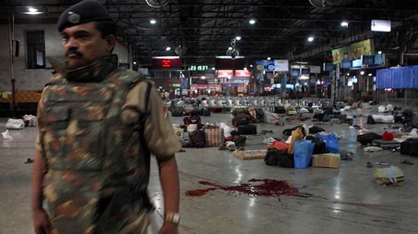 1. Mumbai tren istasyonu saldırısı (2006)