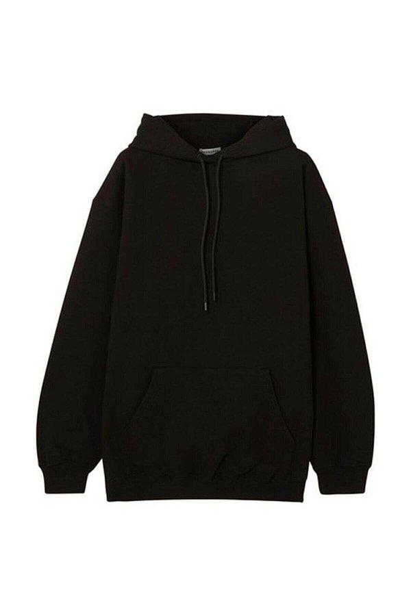 2. Siyah kapüşonlu sweatshirt çok ucuz!