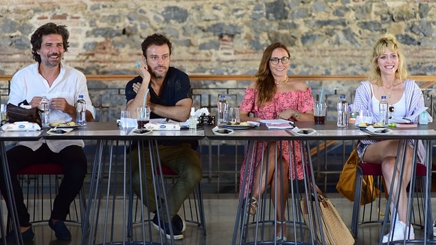 Yapımcılığını Süreç Film’in üstlendiği dizinin başrollerinde Burçin Terzioğlu, Salih Bademci, Hazal Türesan, Cemal Toktaş ve Şahin Irmak yer alıyor. Boşuna iddialı kadro demiyoruz. ✍️