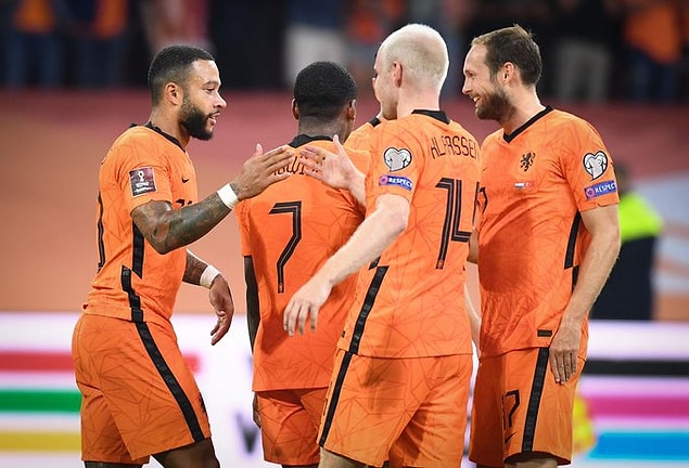 13 puana ulaşan Hollanda ile ilk sıraya yerleşti.