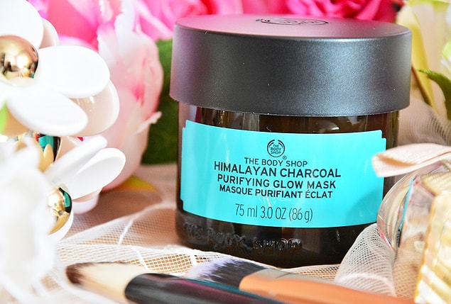 THE BODY SHOP Toksinlerden Arındırıcı Işıltı Veren Maske