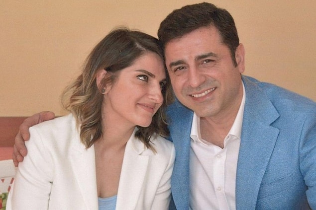 “Selahattin hep yoğundu. Aktif siyasete girmeden önce İnsan Hakları Derneği Diyarbakır şubesinde görev aldı."