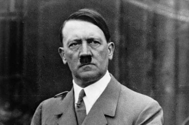 12. Tarihteki ünlü INFJ'ler arasında bilindiği kadarıyla Adolf Hitler, Mahatma Gandi, fizolof Platon, Leon Trotsky, oyuncu Al Pacino, Carl Jung, Tolstoy ve Dostoyevski gibi isimler vardır.