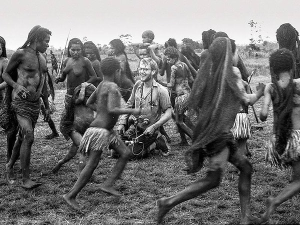 3. Yamyam kabile tarafından yendiğini düşünülen Michael Rockefeller'in son fotoğrafı.