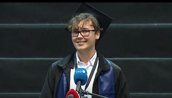 İTÜ Birincisi Hüseyin Umutcan Ay'ın Gündem Olan Mezuniyet Konuşması: 'Artık Haberleri Takip Edemiyorum'