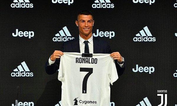 Bildiğiniz gibi Ronaldo 2018 yılında büyük umutlarla Juventus'a transfer olmuştu...