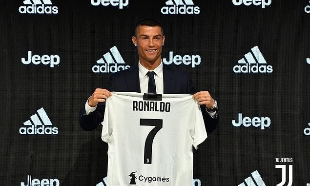 Bildiğiniz gibi Ronaldo 2018 yılında büyük umutlarla Juventus'a transfer olmuştu...