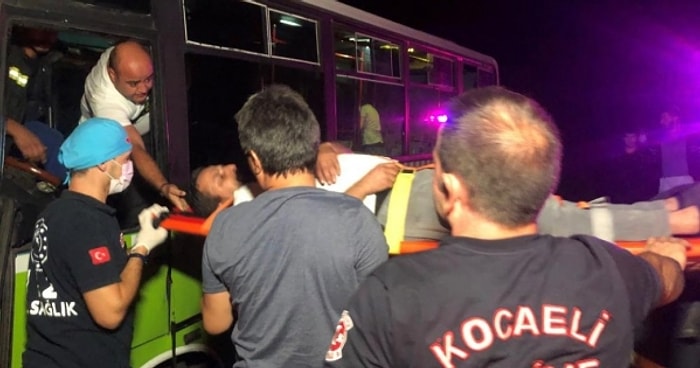 Kaza Yapan Otobüs Şoförü, Ambulanstan İnmek İstedi: 'Ben Kiracı Adamım, Çalışmak Zorundayım'