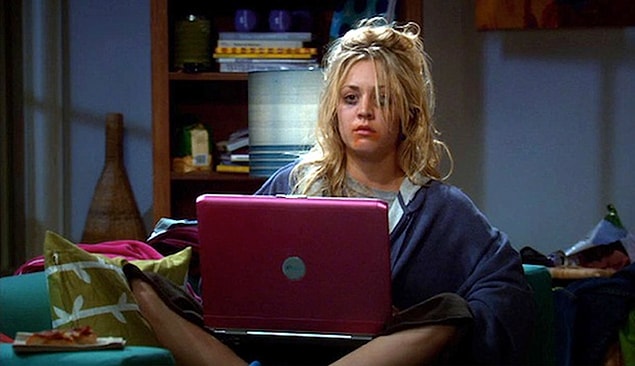 7. Romantik bir film izlerken sen;