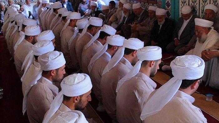 Eski İçişleri Bakanı Sadettin Tantan: 'Cemaatler ve Tarikatlar Tasfiye Edilmeli'