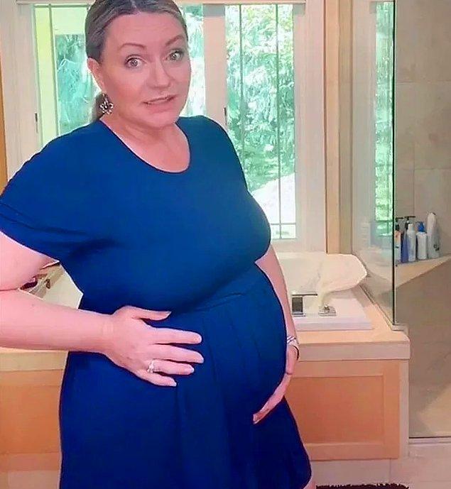 Hamilelik deneyimini sosyal medyada paylaşan Jenny, bebeğini kendisini ve eşini gerçekten şaşırtan bir "mucize" olarak tanımlıyor.
