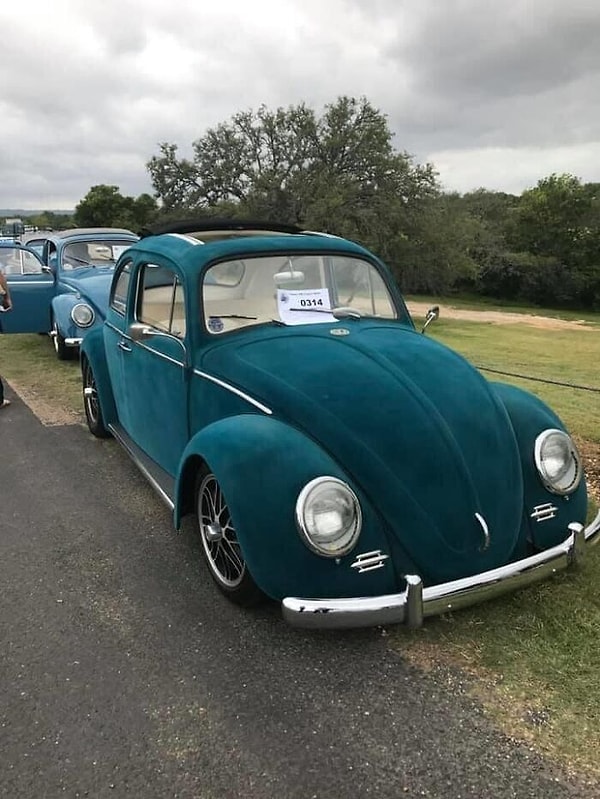 6. Замшевое покрытие. Представьте, когда пойдет дождь, что с ним будет