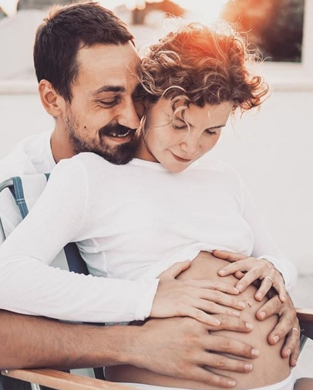 Bu evliliğe geçtiğimiz yıl Müjgan isimli bebek de dahil olunca çiftin mutluluğu katlandı.